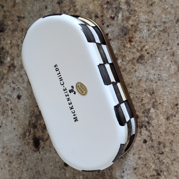 MacKenzie-Childs soap and lotion caddy. Courtly check pattern NWOT - Picture 5 of 5